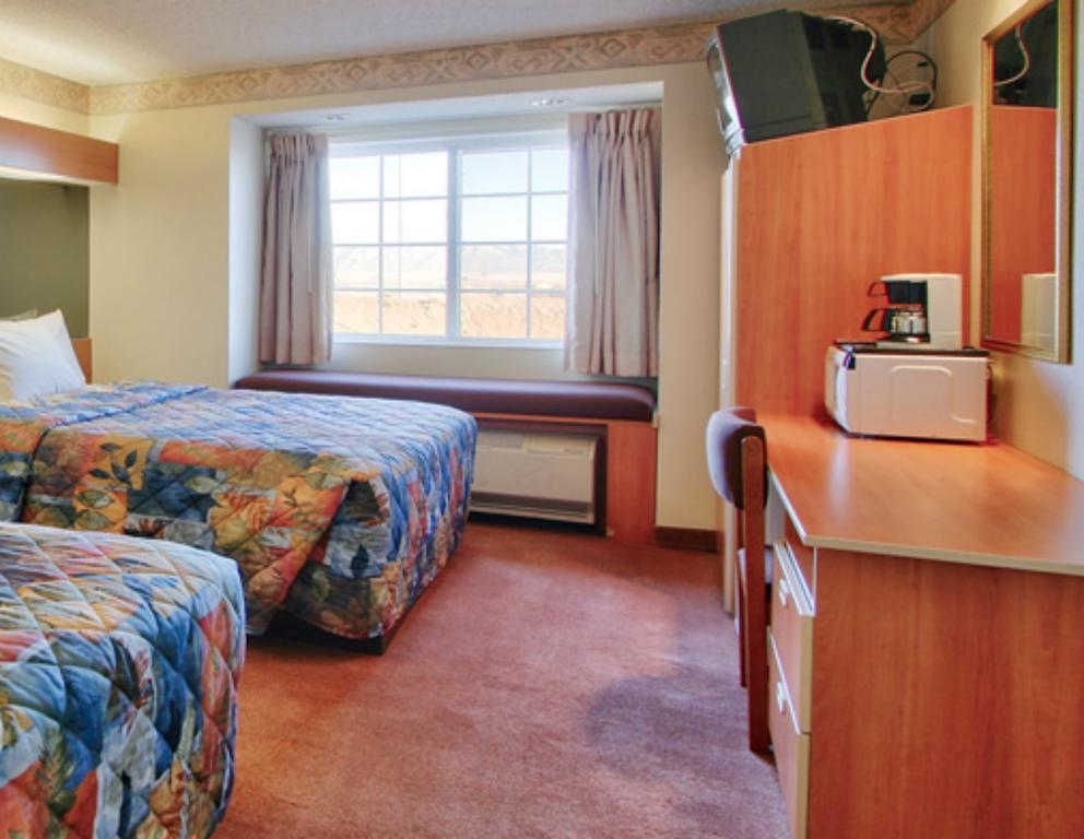 Los Lunas Western Skies Inn & Suites חדר תמונה