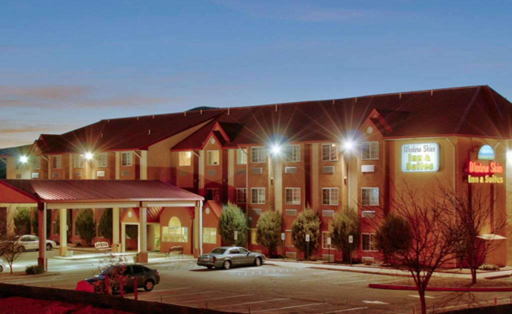 Los Lunas Western Skies Inn & Suites מראה חיצוני תמונה