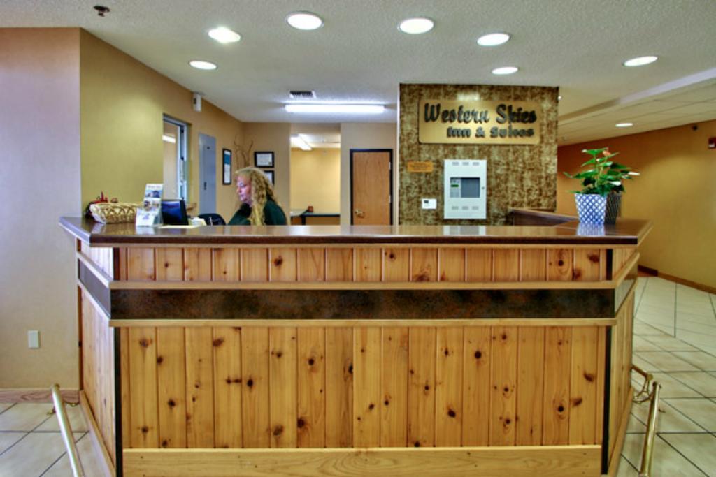 Los Lunas Western Skies Inn & Suites מראה חיצוני תמונה